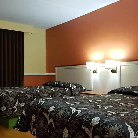 Budget Inn 2000-3